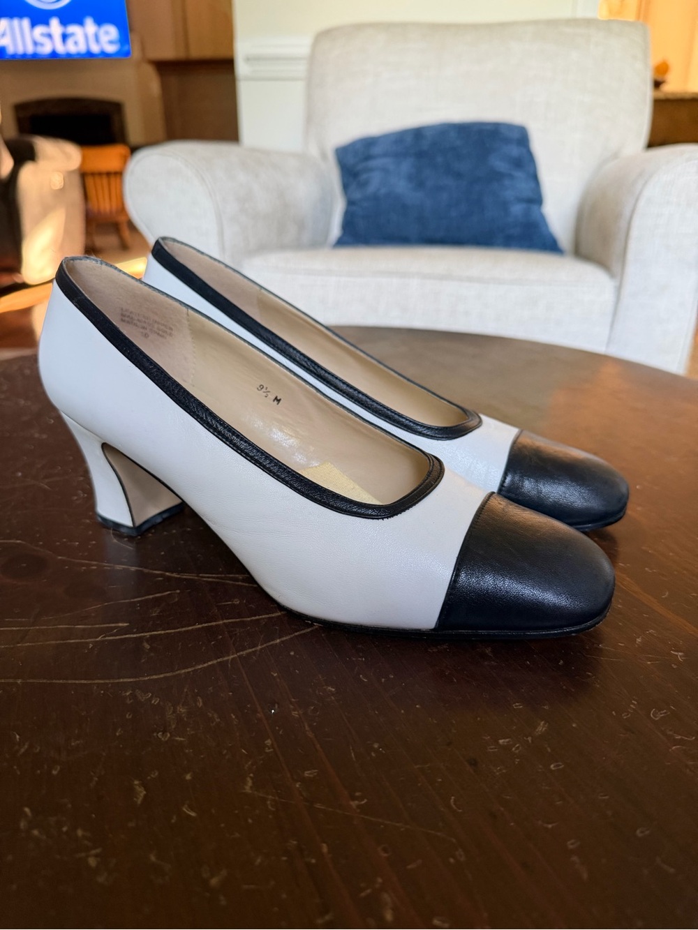 Etienne Aigner Bristol Cap Toe Heels | Vintage Chanel Inspired Pumps 9.5M